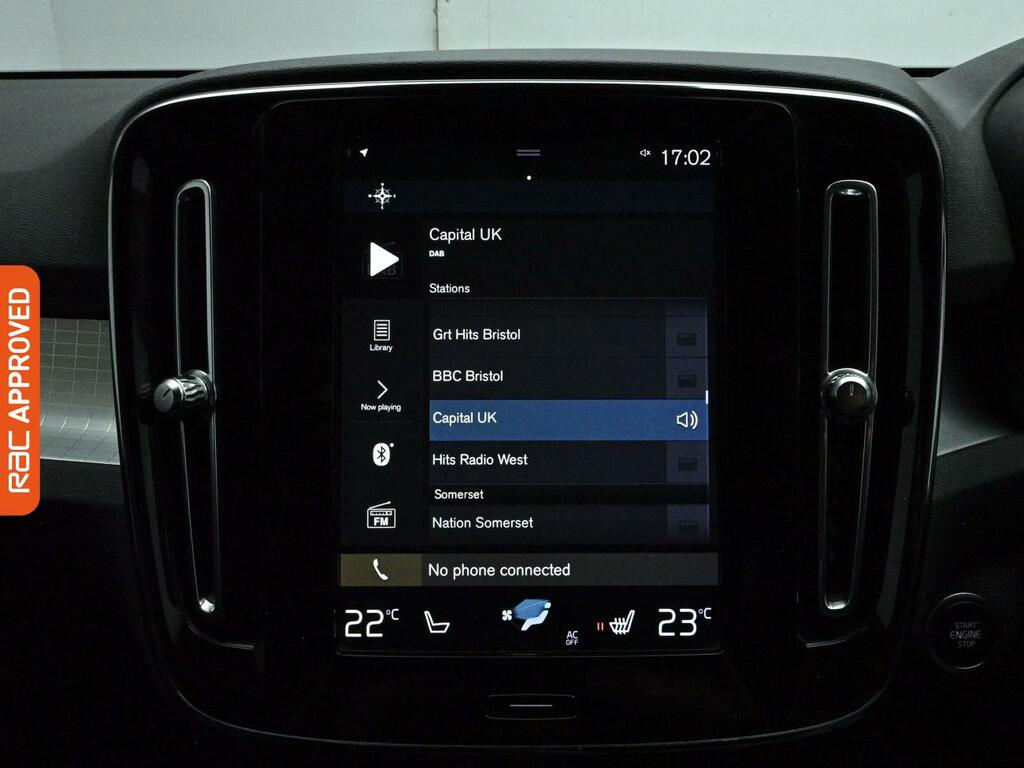 Volvo XC40 Xc40 Momentum Pro T3 White #14