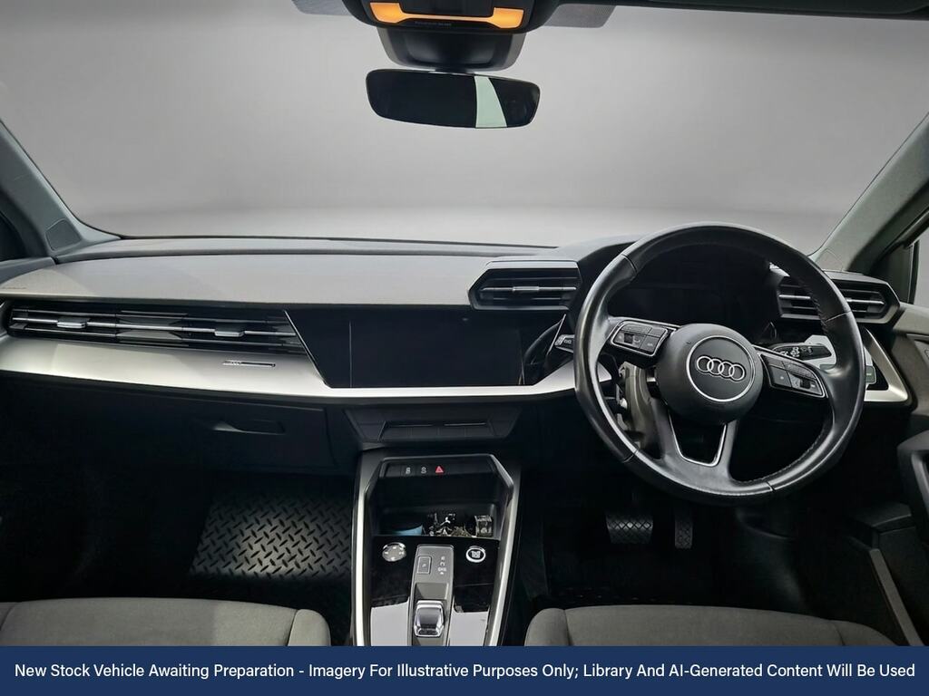 Audi A3 Sport 35 Tfsi 150 Ps S Tronic White #4