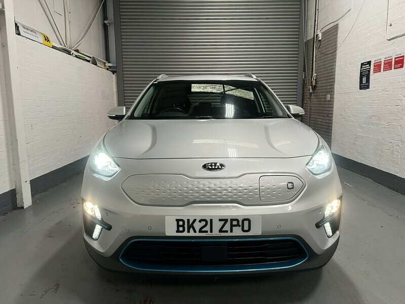 Kia Niro 4 Plus Silver #4