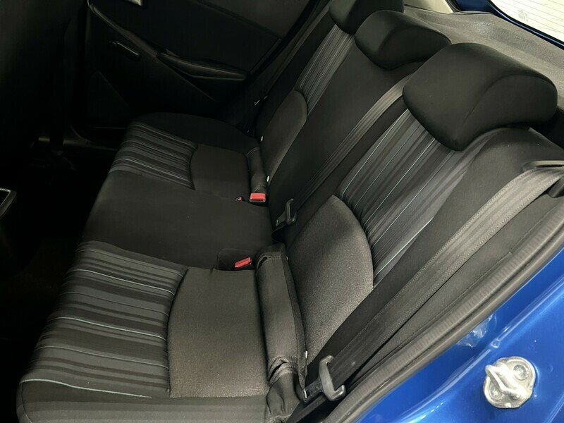 Mazda 2 Mazda 2 Se-l Nav White #29