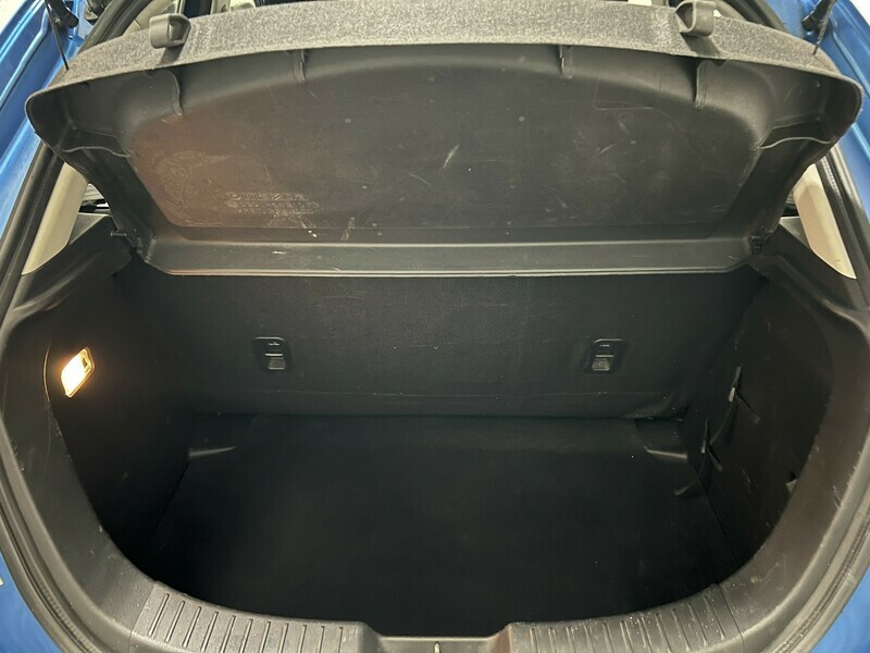 Mazda 2 Mazda 2 Se-l Nav White #10