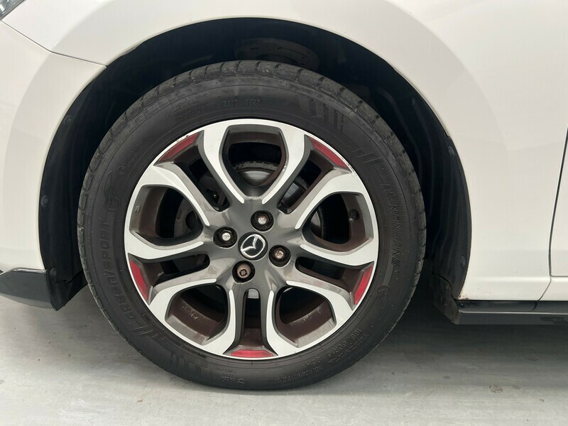 Mazda 2 Hatchback 1.5 Skyactiv-g Se-l 201666 White #50