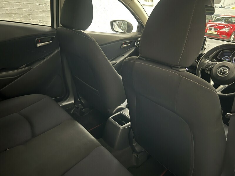 Mazda 2 Hatchback 1.5 Skyactiv-g Se-l 201666 White #34