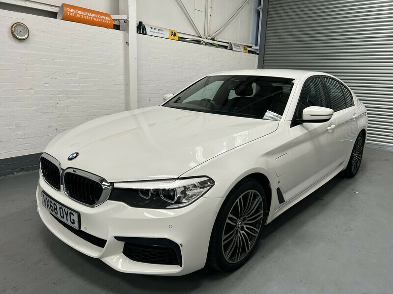 BMW 5 Series 530E M Sport White #3