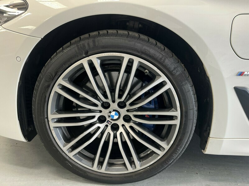 BMW 5 Series 520D M Sport Touring White #55