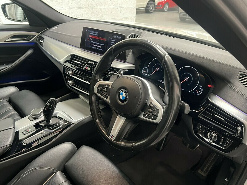BMW 5 Series 520D M Sport Touring White #11