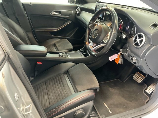 Mercedes-Benz CLA Class Cla 180 Amg Line Tip Black #12