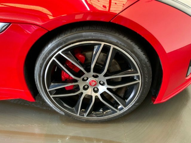 Jaguar F-Type 2.0 P300 First Edition Grey #14