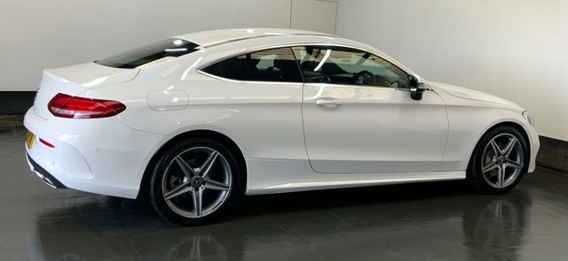 Mercedes-Benz C Class 2.1 C220d Amg Line Coupe G-tronic Euro White #6