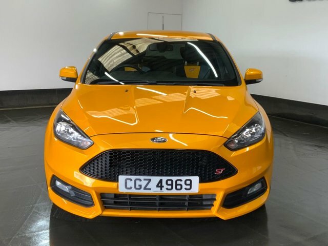 Ford Focus 2.0T Ecoboost St-2 Hatchback Eur Yellow #3