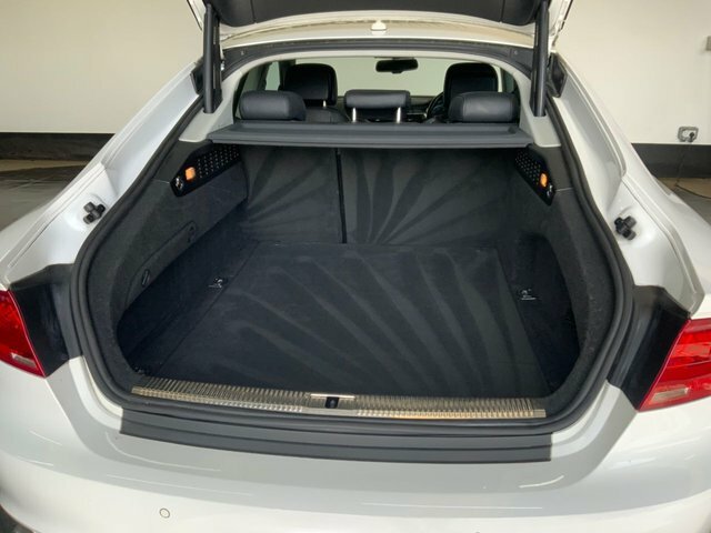Audi A7 3.0 Tdi V6 Black Edition Sportback S Tronic Quattr White #10