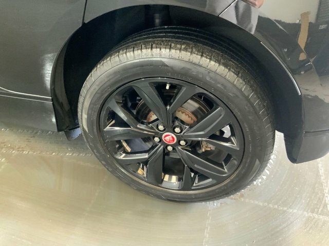 Jaguar I-Pace Hse Grey #13