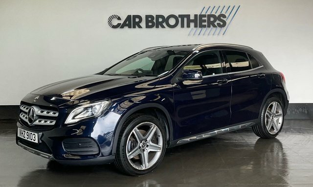 Mercedes-Benz GLA Class 2.1 Gla220d Amg Line Premium Suv 7G-d Blue #3