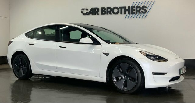 Tesla Model 3 Dual Motor Long Range Saloon 4 White #2