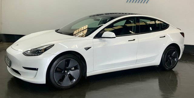 Tesla Model 3 Dual Motor Long Range Saloon 4 White #4