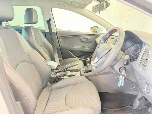 Seat Leon Hatchback 1.6 Tdi Cr Se Euro 5 Ss 201414 Silver #24