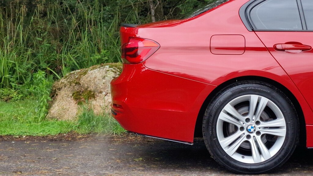 BMW 3 Series 3.0 330D M Sport Shadow Edition Touring Xdriv Grey #10