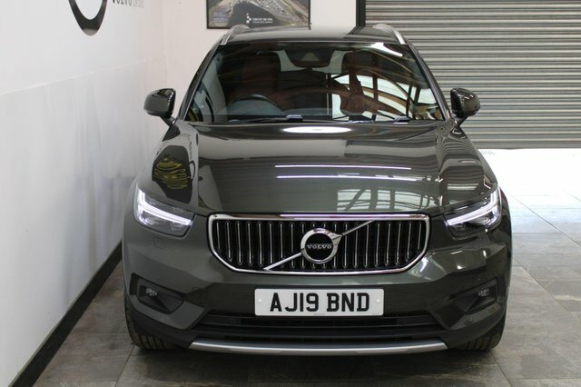 Volvo XC40 2019 2.0 D3 Inscription Pro Suv AJ19BND Grey #4