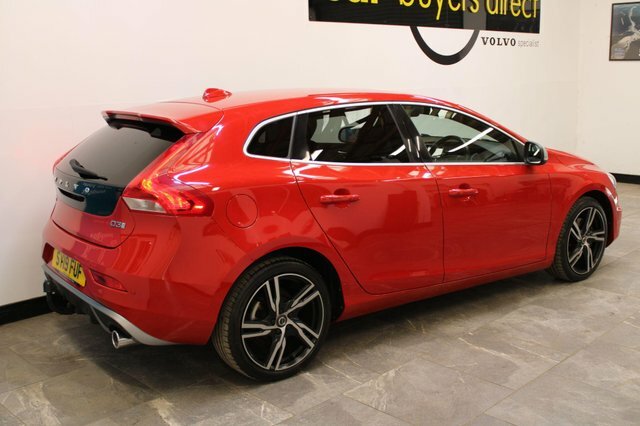 Volvo V40 2019 2.0 D3 R-design Edition Euro 6 Ss Red #4
