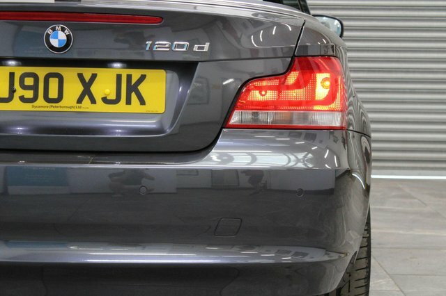 BMW 1 Series 2013 2.0 118I Exclusive Edition 141 Bhp Black #15