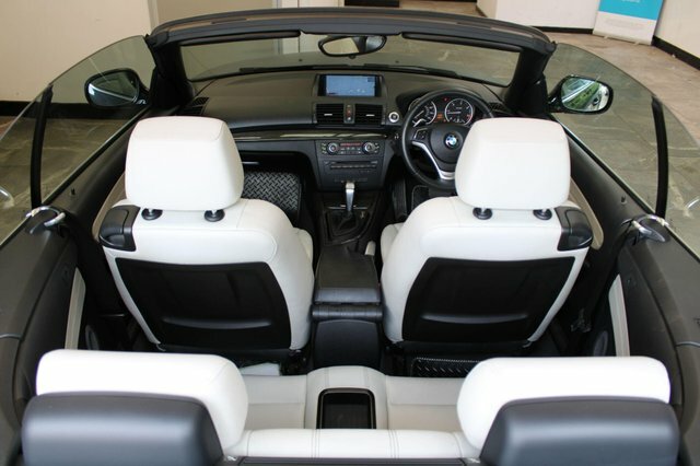 BMW 1 Series 2013 2.0 118I Exclusive Edition 141 Bhp Black #40