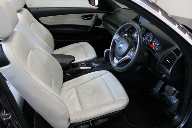 BMW 1 Series 2013 2.0 118I Exclusive Edition 141 Bhp Black #42