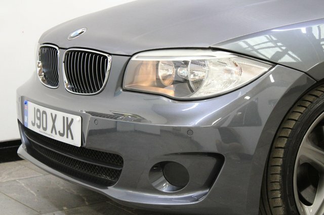BMW 1 Series 2013 2.0 118I Exclusive Edition 141 Bhp Black #24