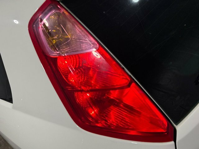 Fiat Punto Pop Hatchback White #6