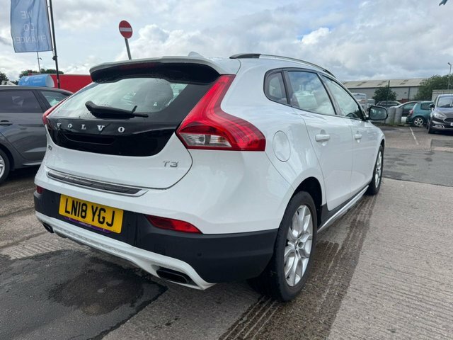 Volvo V40 Cross Country T3 Pro Hatchback White #4