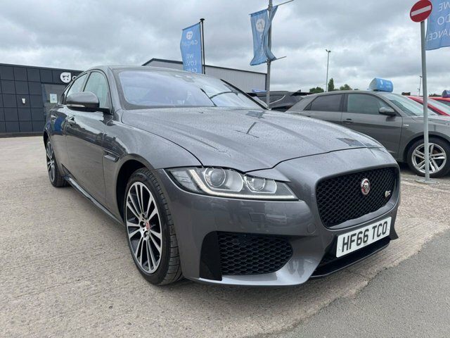 Jaguar XF V6 S Saloon Grey