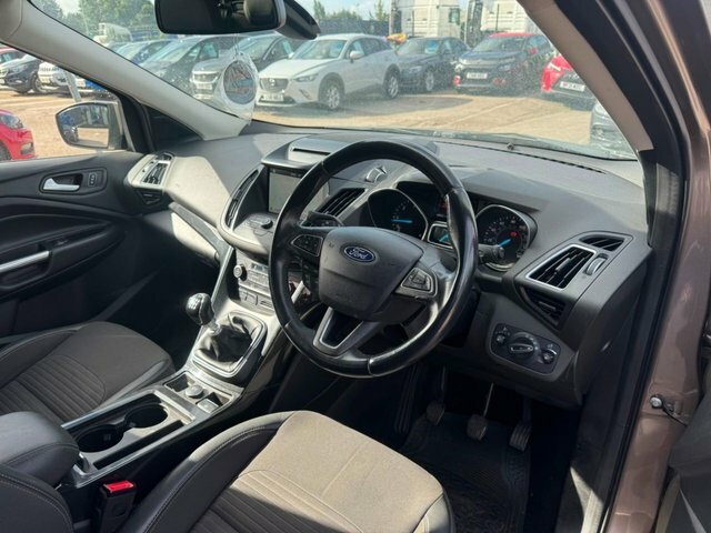 Ford Kuga Tdci Titanium Suv ML68FNA Silver #5