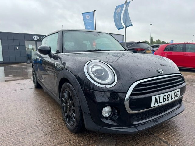 Mini Hatch 2.0 Cooper S Classic II Comfortnav Pck Silver #1
