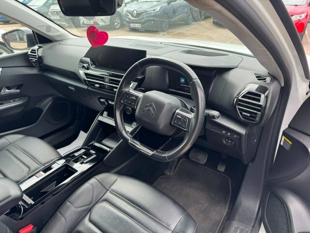 Citroen C4 Puretech Shine Plus Hatchback White #6