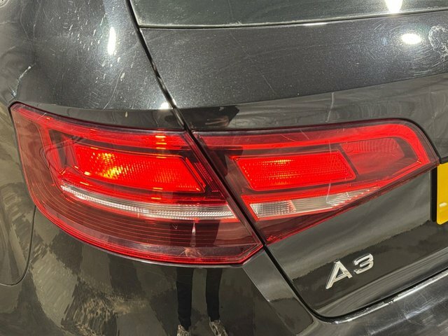 Audi A3 Tdi Se Technik Sportback YD67VAA Black #6