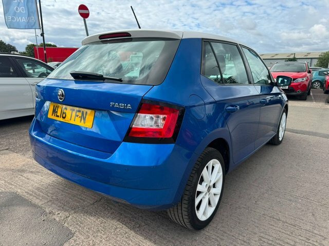 Skoda Fabia Tsi Colour Edition Hatchback Blue #4