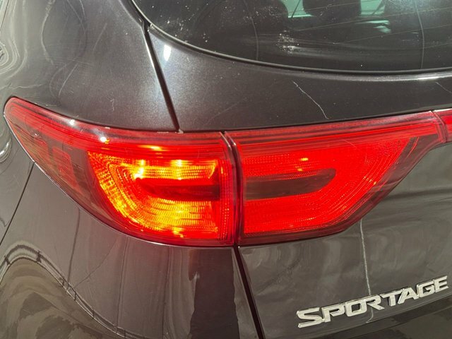 Kia Sportage Crdi 2 Suv BD17FNU Black #6