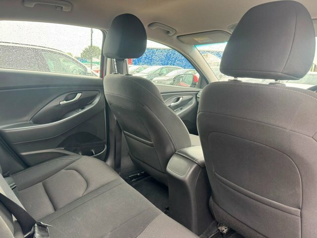 Hyundai I30 T-gdi Se Nav Fastback Red #6