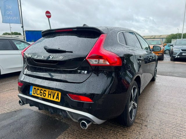 Volvo V40 T3 R-design Hatchback Black #4