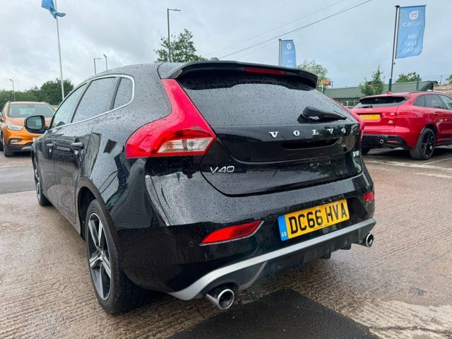 Volvo V40 T3 R-design Hatchback Black #3