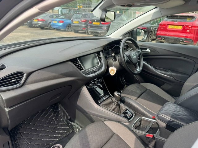 Vauxhall Grandland X Turbo D Blueinjection Sport Grey #6