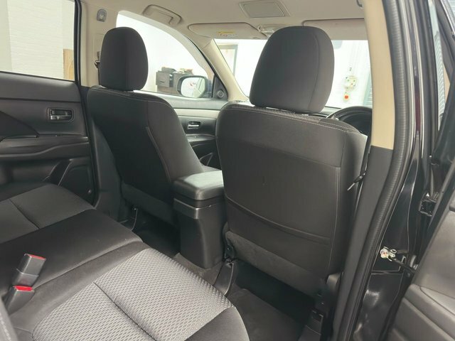 Mitsubishi Outlander 2019 69 Phev Grey #22