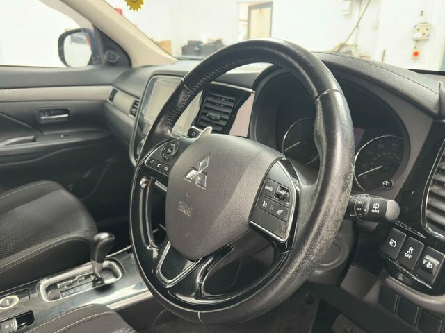 Mitsubishi Outlander 2019 69 Phev Grey #10