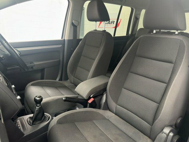 Volkswagen Touran   #31