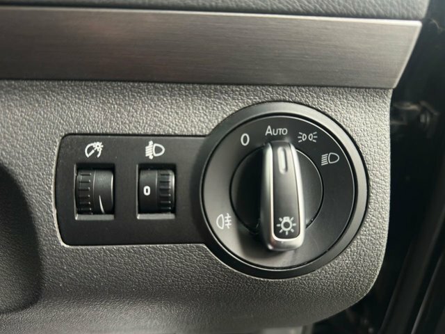 Volkswagen Touran   #13