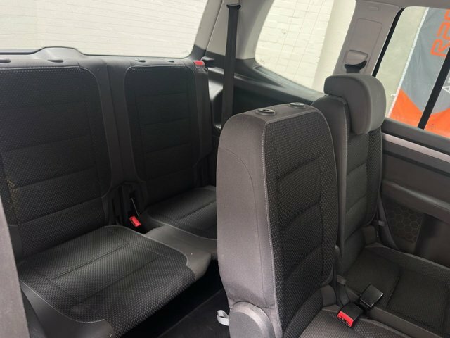 Volkswagen Touran   #26