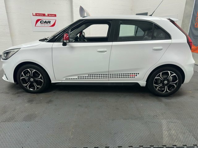 MG MG3 1.5 Vti-tech Exclusive Hatchback White #3