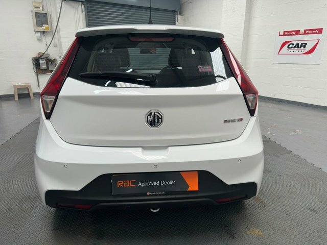 MG MG3 1.5 Vti-tech Exclusive Hatchback White #5