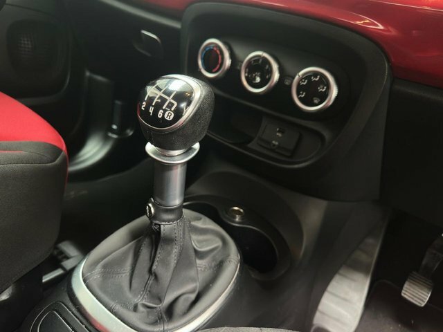 Fiat 500L Lounge Red #12