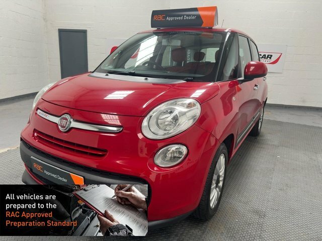 Fiat 500L Lounge Red #1