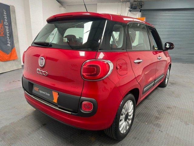 Fiat 500L Lounge Red #6